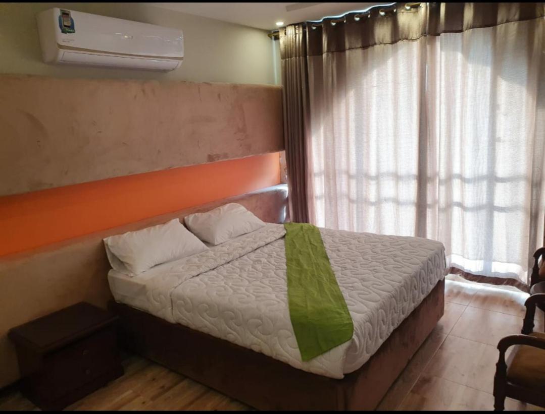 Hak Mall Suites And Apartments Rawalpindi Buitenkant foto